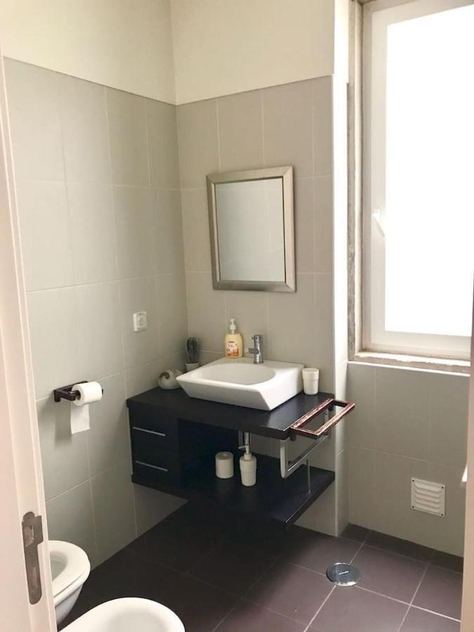 Luxury Part Of The City - Modern Apartment With Airconditioning - Near Subway Lissabon Exterior foto