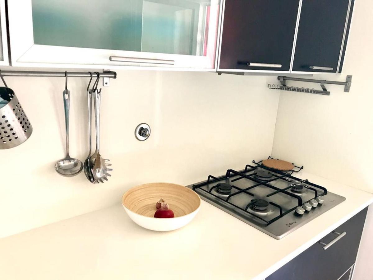 Luxury Part Of The City - Modern Apartment With Airconditioning - Near Subway Lissabon Exterior foto